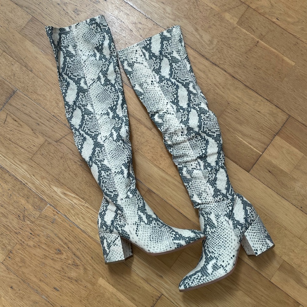 Jacey snake skin boots